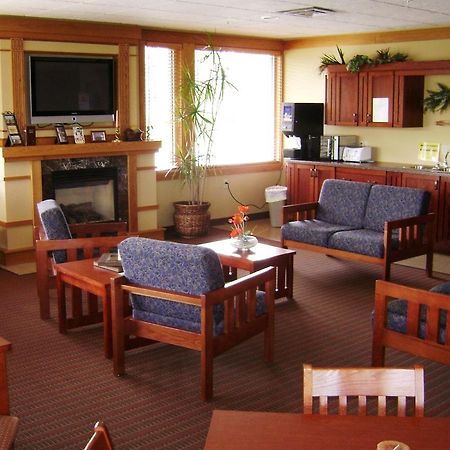 Prairie Inn & Suites Holmen المظهر الخارجي الصورة