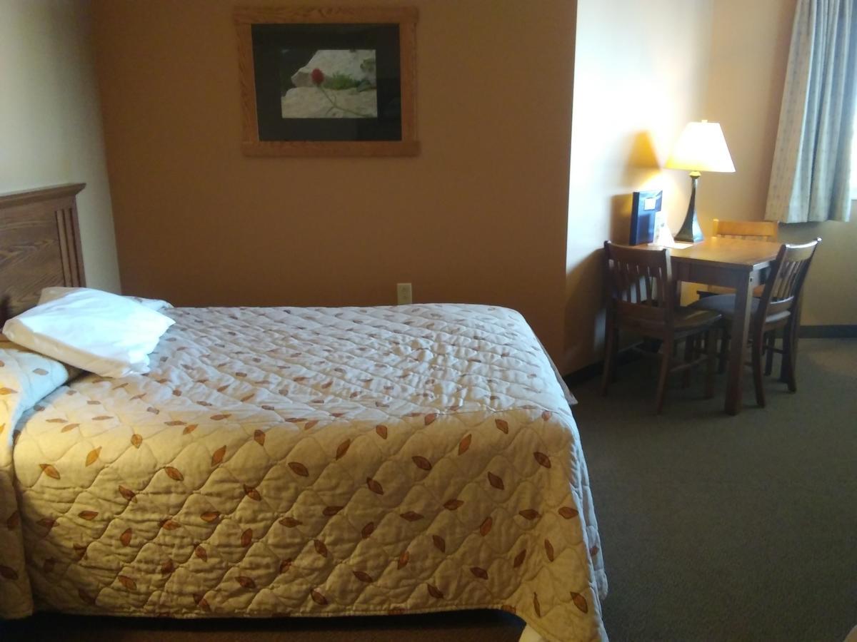 Prairie Inn & Suites Holmen المظهر الخارجي الصورة